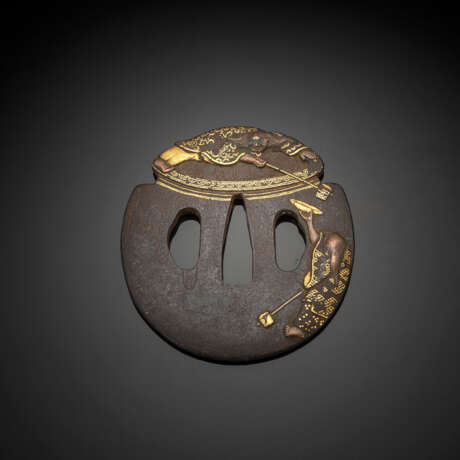 Tsuba aus Eisen mit Dekor in Kupfer und Goldtauschierung - photo 1