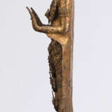 Bronze des Buddha Paree mit goldfarbener und schwarzer Lackfassung - фото 4