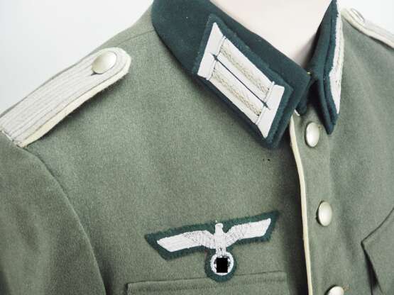 Wehrmacht : Elegante Feldbluse eines Leutnants der Infanterie. - фото 2