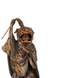 Exzellente und seltene Bronze eines Knaben als Shishimai-Tänzer von Miyao Eisuke - Foto 3