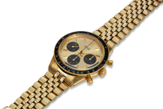 ROLEX, REF. 6264, DAYTONA, A VERY FINE AND RARE 14K YELLOW GOLD CHRONOGRAPH WRISTWATCH WITH CHAMPAGNE DIAL - Foto 2