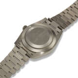 ROLEX, REF. 228239, DAY-DATE, A VERY FINE 18K WHITE GOLD WRISTWATCH WITH DAY AND DATE - Foto 3
