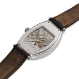 PATEK PHILIPPE, REF. 5098P-001, GONDOLO, A FINE PLATINUM TONNEAU-SHAPED WRISTWATCH - фото 3