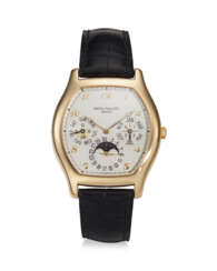 PATEK PHILIPPE, REF. 5040J, A FINE 18K YELLOW GOLD PERPETUAL CALENDAR WRISTWATCH WITH MOON PHASES AND 24 HOUR INDICATOR