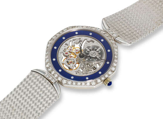 PATEK PHILIPPE, REF. 3897/2, A VERY FINE AND EXTREMELY RARE 18K WHITE GOLD AND DIAMOND-SET WRISTWATCH - photo 2