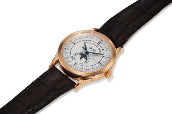 PATEK PHILIPPE, REF. 5396R-001, A FINE 18K ROSE GOLD ANNUAL CALENDAR WRISTWATCH WITH MOON PHASES AND 24 HOUR INDICATOR - photo 2