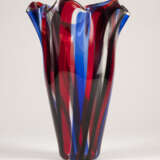 FULVIO BIANCONI HOHE VASE 'FAZZOLETTO A FASCE' - фото 1