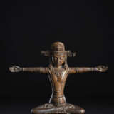 Exzellente und extrem seltene Bronze des Indra in Gefangenschaft - фото 7