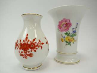 Meissen: zwei Vasen.
