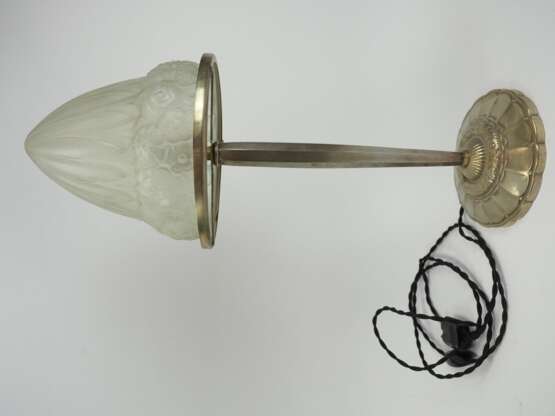 Jugendstil-Tischlampe mit Glasschirm. - Foto 2