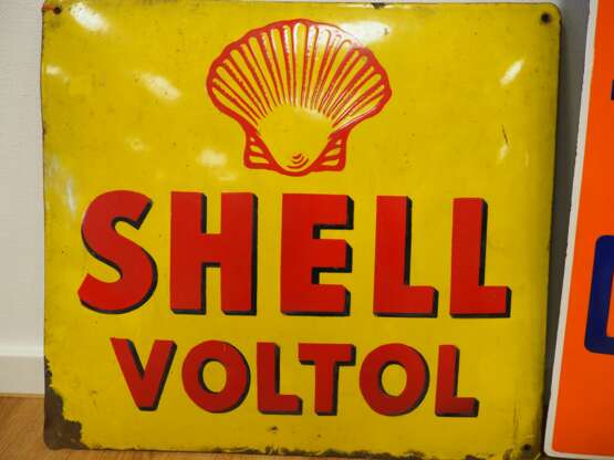 Zwei Emailschilder: SHELL VOLTOL u. Agfa Foto. - фото 2