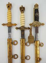 Navy : Lot of 3 officer's daggers.