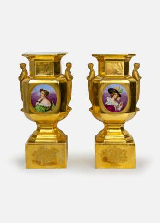 фарфоровe ваз в стиле ампир оk 1820 г 2 шт. Фарфор Франция Французский ампир (1804-1815) 1820 г. - фото 1