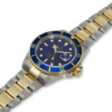 ROLEX, REF. 16613, SUBMARINER, A FINE 18K YELLOW GOLD AND STEEL DIVER’S WRISTWATCH WITH DATE - photo 2
