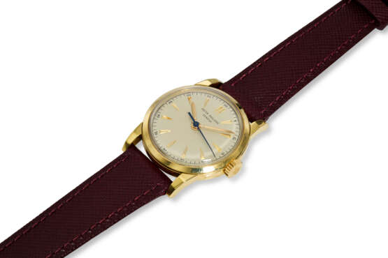 PATEK PHILIPPE, REF. 2460, CALATRAVA, A FINE 18K YELLOW GOLD WRISTWATCH - фото 2