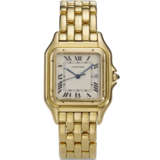 CARTIER, REF. 883968, PANTHÈRE, A FINE 18K YELLOW GOLD CUSHION-SHAPED QUARTZ WRISTWATCH WITH DATE - Foto 1