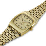 OMEGA, REF. 166.059, CONSTELLATION, A FINE STEEL AND 18K YELLOW GOLD PLATED CUSHION WRISTWATCH WITH DATE - photo 2