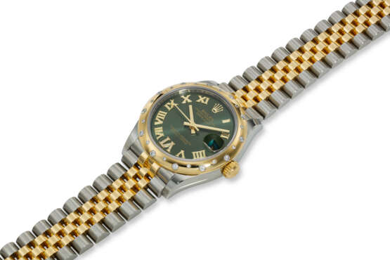 ROLEX, REF. 27834, DATEJUST, A FINE STEEL AND 18K YELLOW GOLD WRISTWATCH WITH DATE AND DIAMOND-SET BEZEL - photo 2