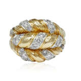 VAN CLEEF & ARPELS DIAMOND AND GOLD RING - photo 3