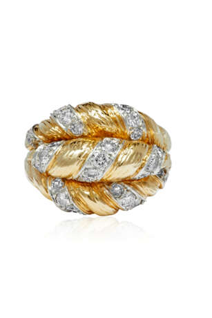 VAN CLEEF & ARPELS DIAMOND AND GOLD RING - фото 3