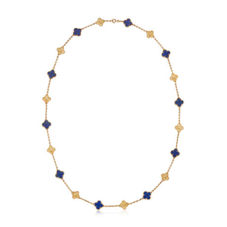 VAN CLEEF & ARPELS LAPIS LAZULI AND GOLD 'VINTAGE ALHAMBRA' NECKLACE - Foto 1