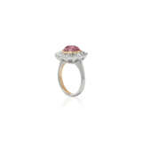 COLORED SAPPHIRE AND DIAMOND RING - Foto 8