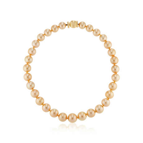 NO RESERVE | TRIO CULTURED PEARL NECKLACE - фото 3