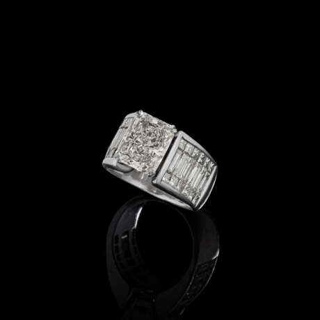 DIAMOND RING - Foto 1