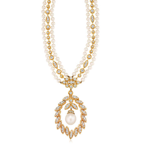 VAN CLEEF & ARPELS CULTURED PEARL AND DIAMOND PENDANT-NECKLACE - photo 1