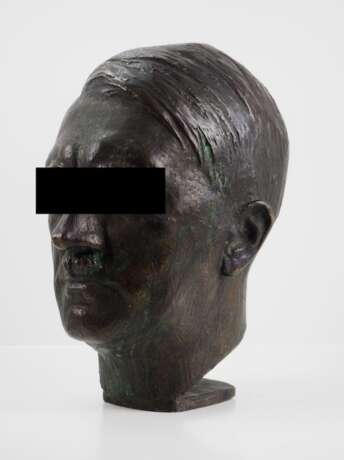 Adolf Hitler Bronze Porträt-Büste - H. Schwegerle. - фото 2