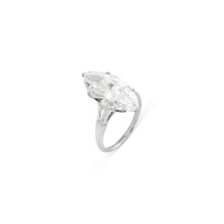 MAUBOUSSIN BAGUE DIAMANT MARQUISE DE 5.06 CARATS ET DIAMANTS - photo 2