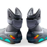 NIKE MAG "BACK TO THE FUTURE" 2011 - Foto 2