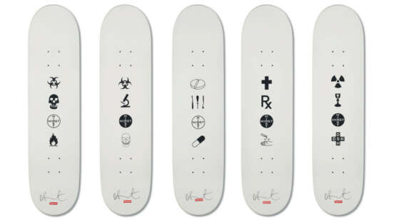A SET OF FIVE DAMIEN HIRST DOTS SKATEBOARDS - фото 2