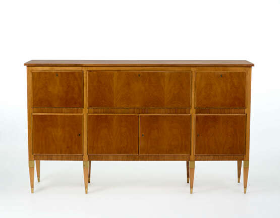 Sideboard with three folding doors and four doors in solid wood and veneered - photo 1