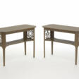 Pair of Déco console tables with two shelves - Auktionspreise