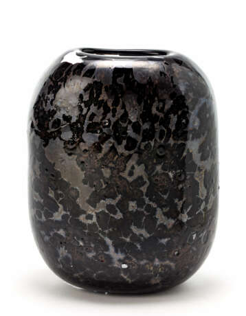 Vase of the series "Magma" - фото 2
