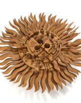 Ruota solare | Solid stone pine wood sculpture with removable inserts