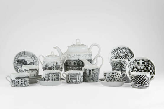 Part of porcelain tea service from the Canal Grande series consisting of four cups with saucers, teapot, milk jug and sugar bowl; combined with three cups with saucers from the High Fidelity series - фото 1