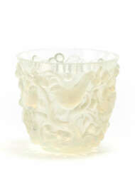 Vase model "Avallon n