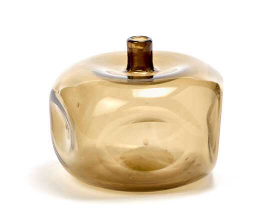 Transparent amber blown glass vase - фото 1