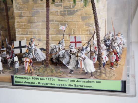 Diorama : Kampf der Kreuzritter am Damaskustor in Jerusalem während der Kreuzzüge. - photo 2