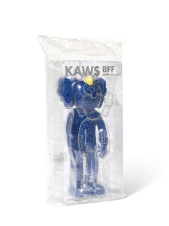 KAWS (B. 1974) - photo 4