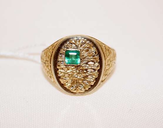“A ring with an emerald” - photo 2