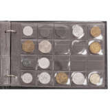 Münzen und Geldscheine - Alle Welt Schachtel mit Münzen Alle Welt ab Klassik - Foto 4