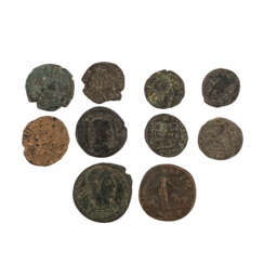 10-teiliges Konvolut antiker Bronzemünzen des Römischen Reiches - dabei u.a. 1 x Spätantike - Bronze Mitte 4.Jh.n.Chr