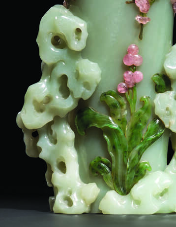 AN INLAID GREENISH-WHITE JADE VASE AND COVER - photo 3