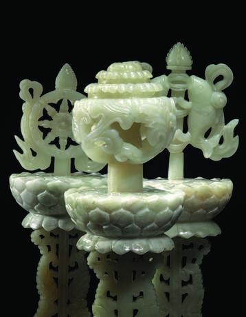 AN EXCEPTIONALLY RARE COMPLETE SET OF PALE GREENISH-WHITE JADE EIGHT BUDDHIST EMBLEMS, BAJIXIANG - photo 2