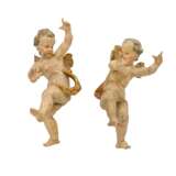 PAIR OF FLOATING ANGELS IN BAROQUE STYLE, - photo 1