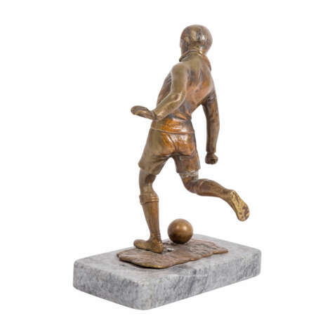 SCULPTURER of the 20th century, "soccer player". - фото 3