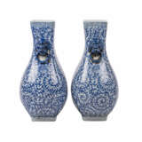 Pair of blue and white vases. CHINA. - Foto 2